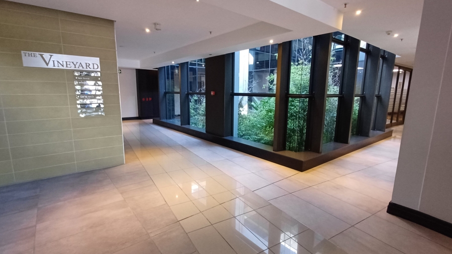 To Let commercial Property for Rent in Devon Park Western Cape